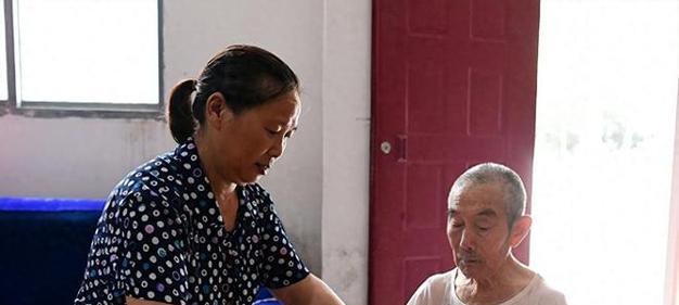 爱与努力（以暗下努力的决心，报答父母）