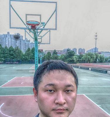 加油青春——一个梦想的追求（一个自信而坚定的少年）