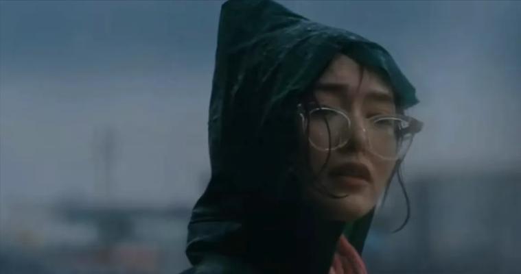 用汗水浇灌成长的花朵（用汗水浇灌成长的花朵）