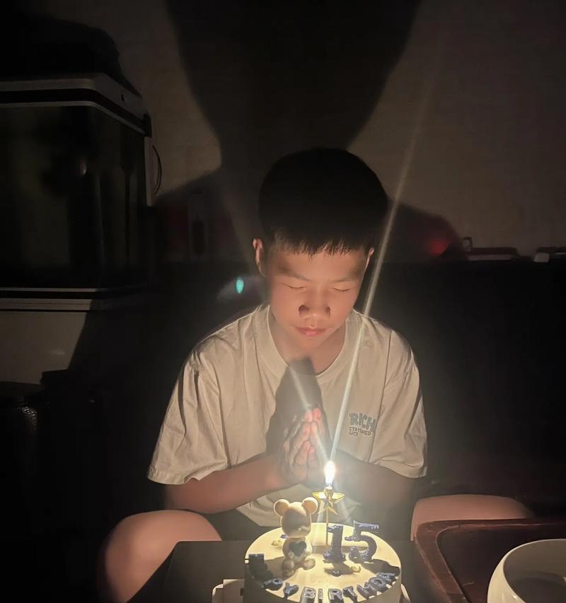 离别童年，与成熟相约（一个少年的成长之路）