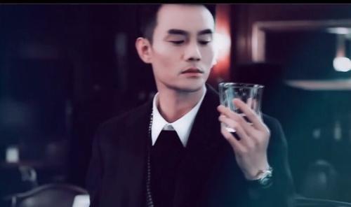 这个人真有趣——一个古怪的故事