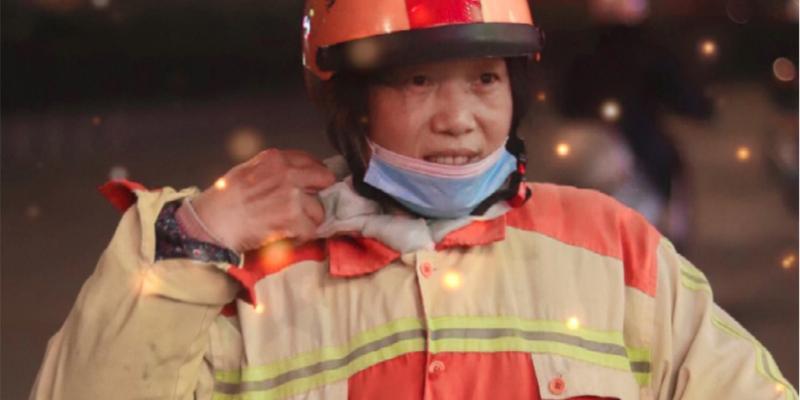 妈妈，我的遮风伞（爱和坚强让我感受到你的温暖）
