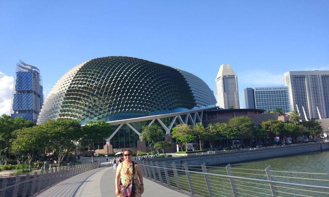 城市散步（探访城市背后的故事）