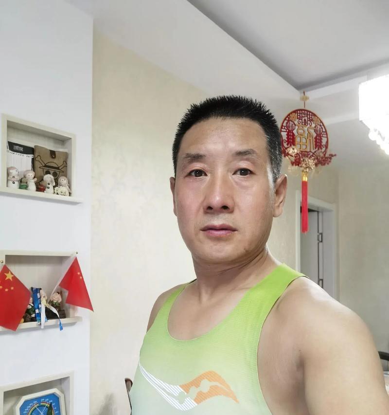 坚定梦想,努力前行(追梦少年的青春故事)