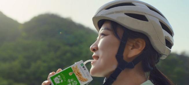 梦想的力量——一个女孩的成功之路（跨越困境，圆梦成真）