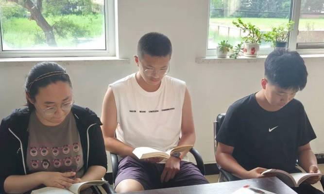 书香如墨（阅读人生，传承智慧）