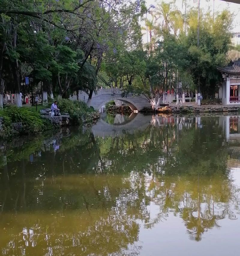 时光静好，心地暖阳（一个平凡的故事，点亮了生命的色彩）