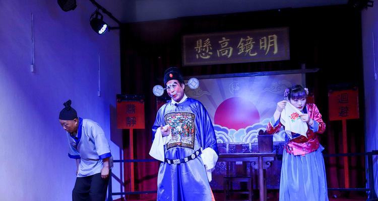 传奇的爱国诗人（传奇的爱国诗人）
