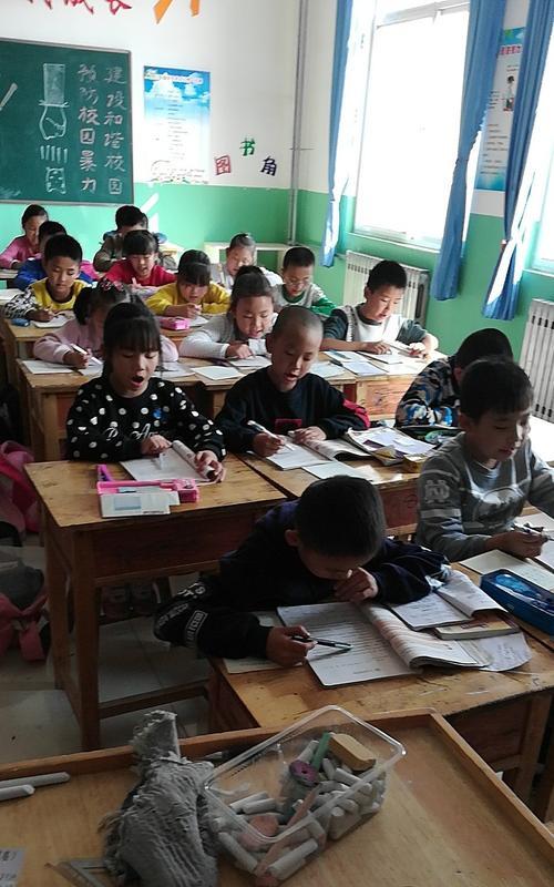 小学生活记忆（三年级的故事）