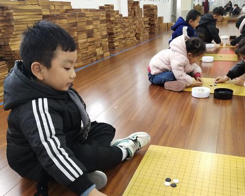 围棋心事：棋子下出人生策略