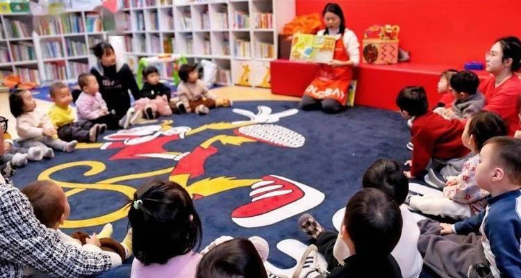 《书籍的力量》（用心读书，用书塑造自我）